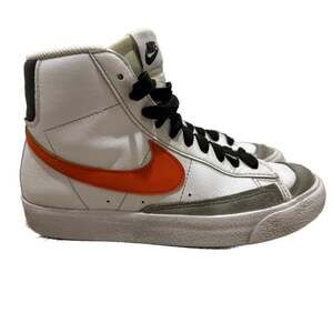 Nike Blazer Mid '77 Older Kids' Shoes - White/Wolf Grey/Black/Safety Orange